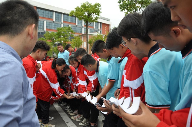 信息工程系開(kāi)展迎新活動(dòng)