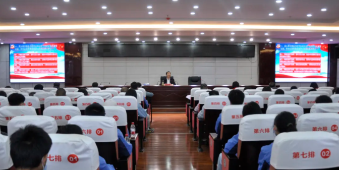 市政府副市長(zhǎng)，市委政法委書記，市公安局黨委書記、局長(zhǎng)王治軍赴我院開展黨史學(xué)習(xí)教育宣講