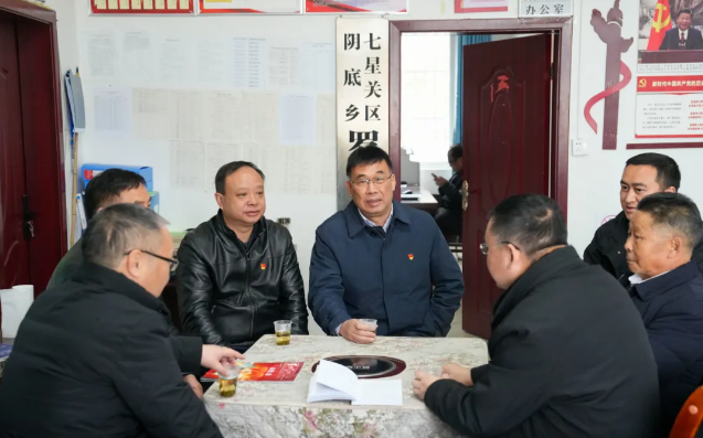 周杰帶隊(duì)赴鄉(xiāng)村振興駐村聯(lián)系點(diǎn)走訪(fǎng)調(diào)研